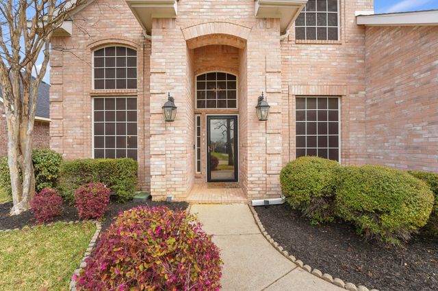 1803 Copper Leaf Drive, Corinth, TX 76210