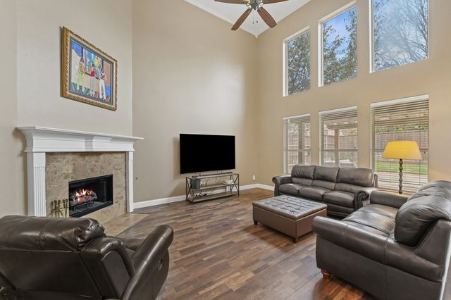 1803 Copper Leaf Drive, Corinth, TX 76210