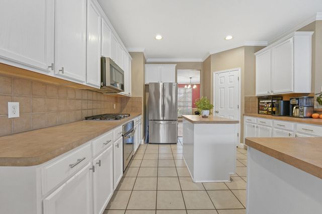 1803 Copper Leaf Drive, Corinth, TX 76210