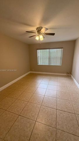 9641 Sunrise Lakes Boulevard 305, Sunrise, FL 33322