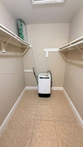 9641 Sunrise Lakes Boulevard 305, Sunrise, FL 33322