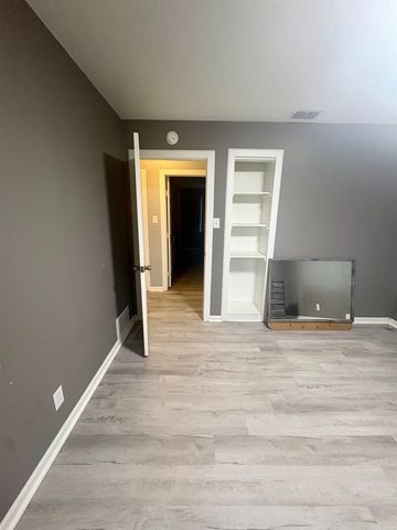 206 W Kingsway, Overton, TX 75684