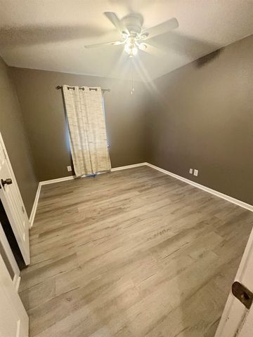 206 W Kingsway, Overton, TX 75684