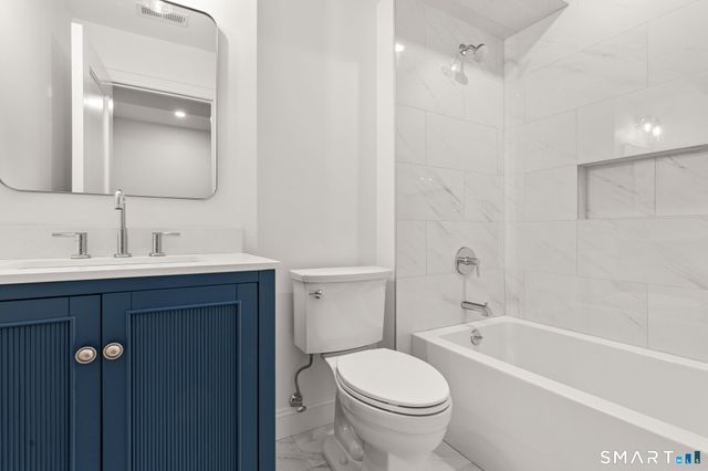 100 New England Avenue, Fairfield, CT 06824