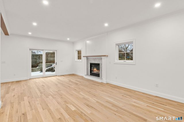 100 New England Avenue, Fairfield, CT 06824