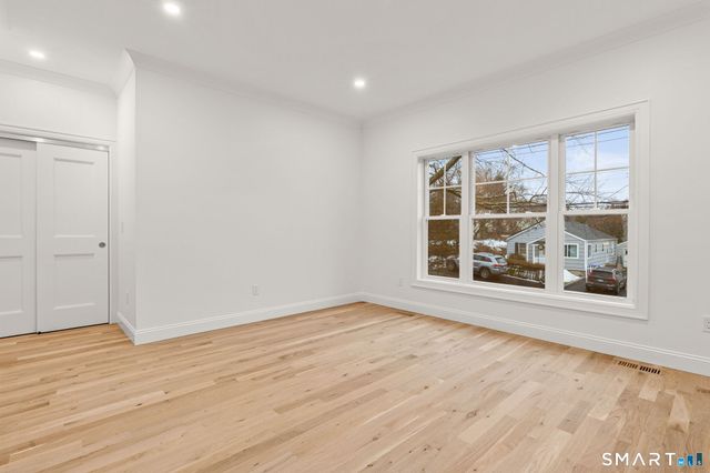 100 New England Avenue, Fairfield, CT 06824