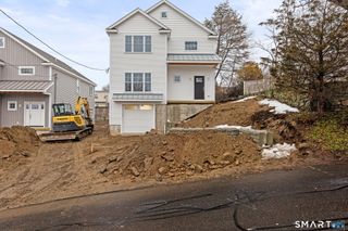 100 New England Avenue, Fairfield, CT 06824