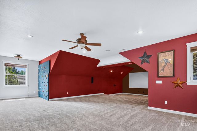 10466 W Sultana Lane, Garden City, ID 83616