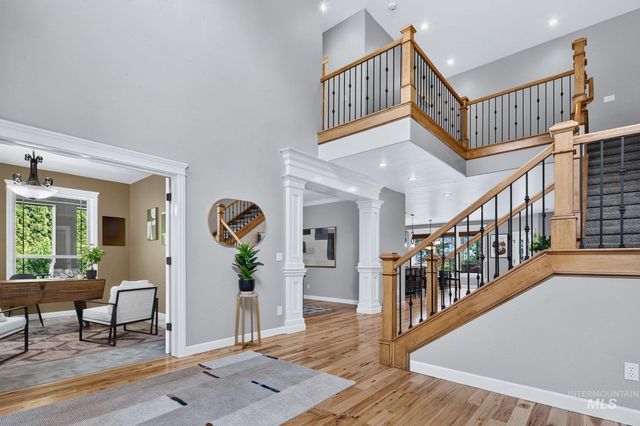 10466 W Sultana Lane, Garden City, ID 83616
