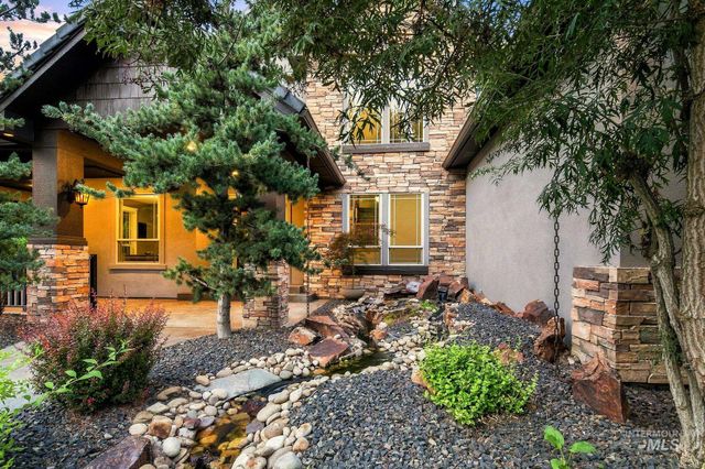 10466 W Sultana Lane, Garden City, ID 83616