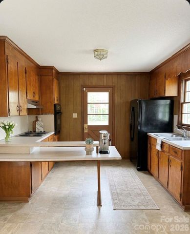 5325 Old Branch Road, Fort Lawn, SC 29714