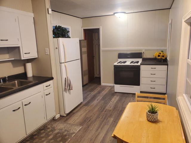 5677 Mccasland Avenue, Portage, IN 46368