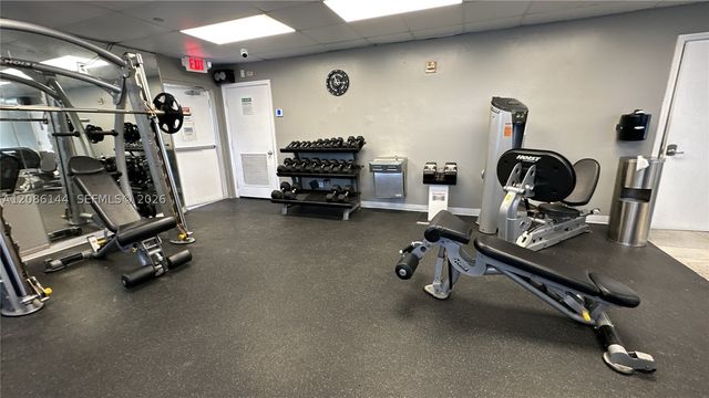 19201 Collins Ave 1119, Sunny Isles Beach, FL 33160