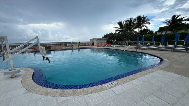 19201 Collins Ave 1119, Sunny Isles Beach, FL 33160