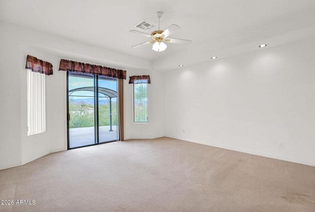 18 E Paint Your Wagon Trail, Phoenix, AZ 85085