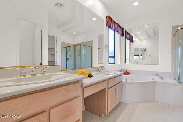 18 E Paint Your Wagon Trail, Phoenix, AZ 85085