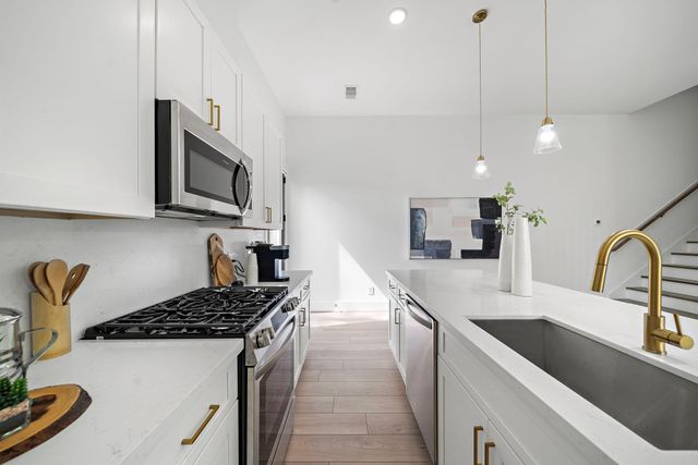 7117 Goforth Street, Houston, TX 77021