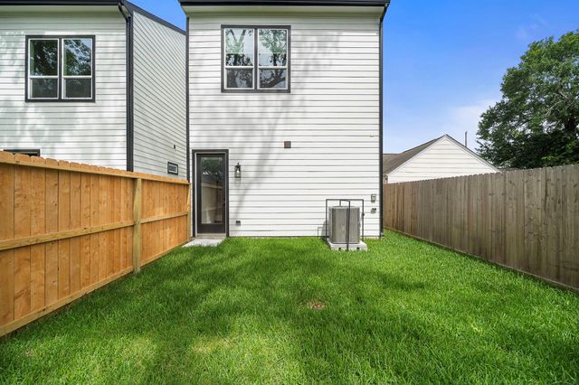 7117 Goforth Street, Houston, TX 77021