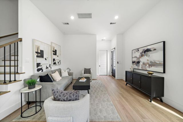 7117 Goforth Street, Houston, TX 77021