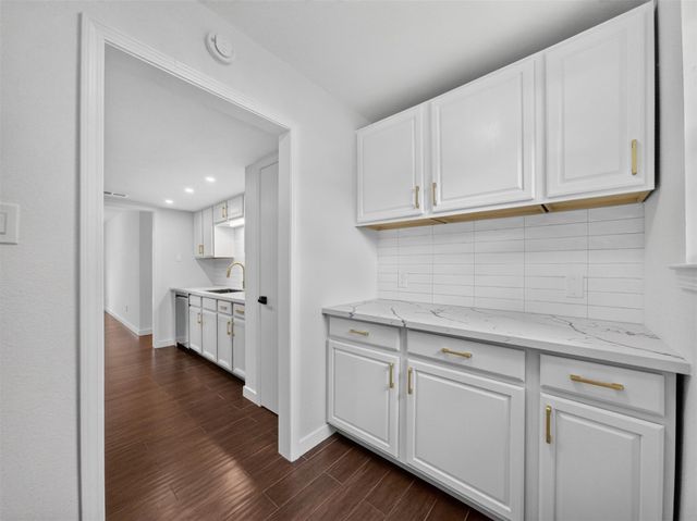 911 Golden West Drive, Katy, TX 77450