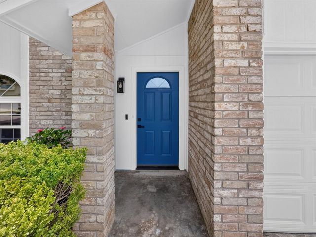 911 Golden West Drive, Katy, TX 77450