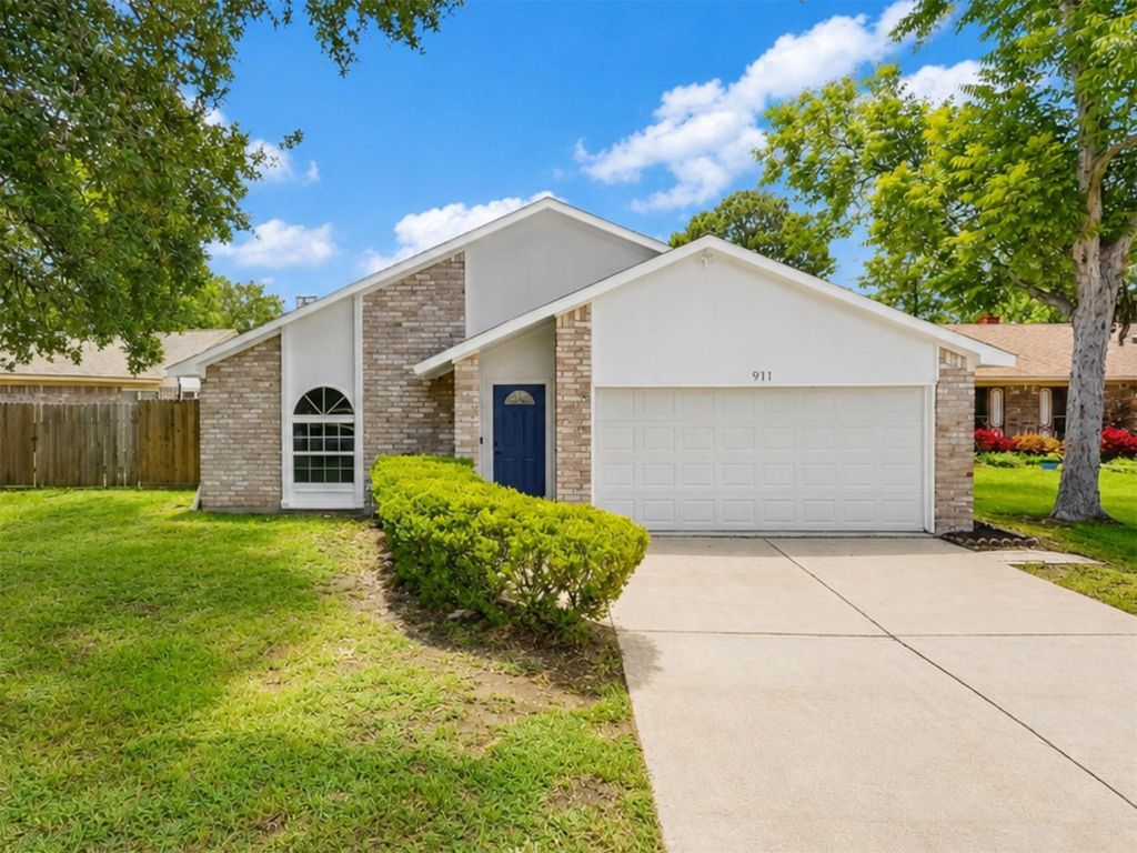 911 Golden West Drive, Katy, TX 77450