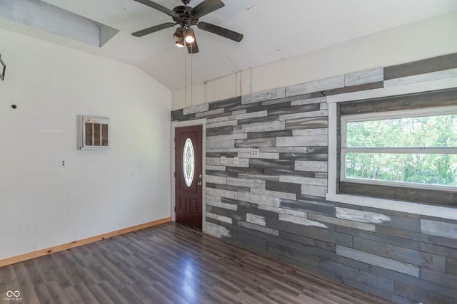 213 N State Road 67 S, Martinsville, IN 46151