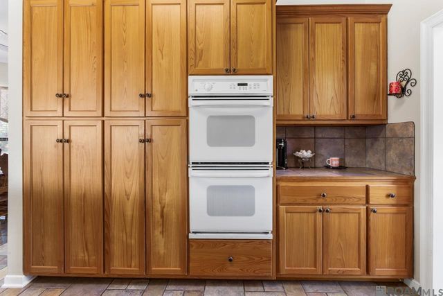 26355 Clyde Blount Rd, Livingston, LA 70754