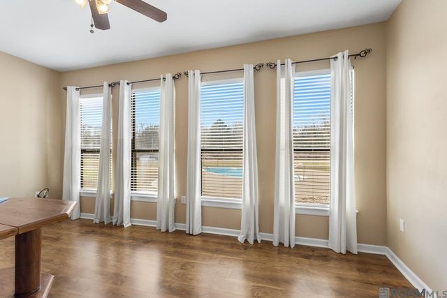 26355 Clyde Blount Rd, Livingston, LA 70754