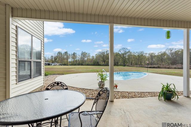 26355 Clyde Blount Rd, Livingston, LA 70754