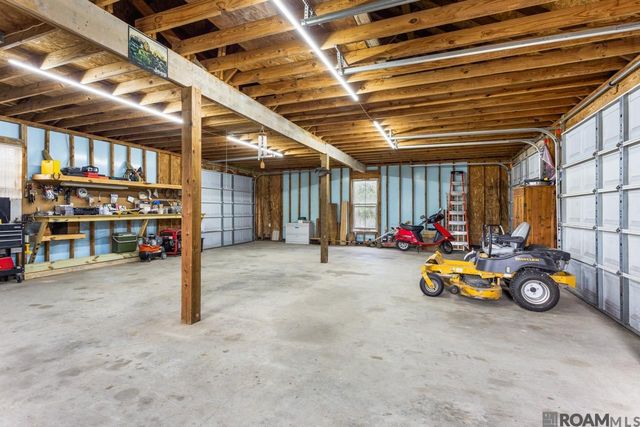 26355 Clyde Blount Rd, Livingston, LA 70754