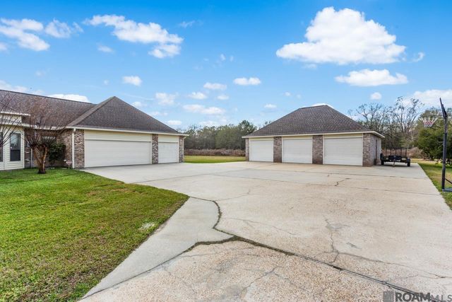 26355 Clyde Blount Rd, Livingston, LA 70754