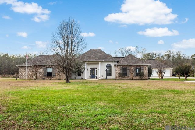 26355 Clyde Blount Rd, Livingston, LA 70754