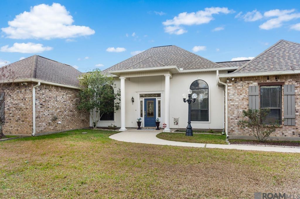 26355 Clyde Blount Rd, Livingston, LA 70754