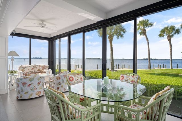 1860 Bay Road 104E, Vero Beach, FL 32963