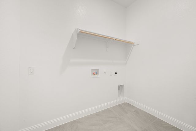 109 Grey Wolf Court, Godley, TX 76044