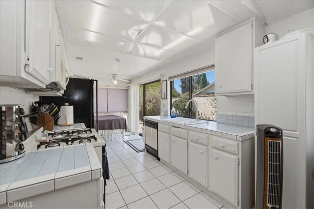 8618 Turlock, Riverside, CA 92504