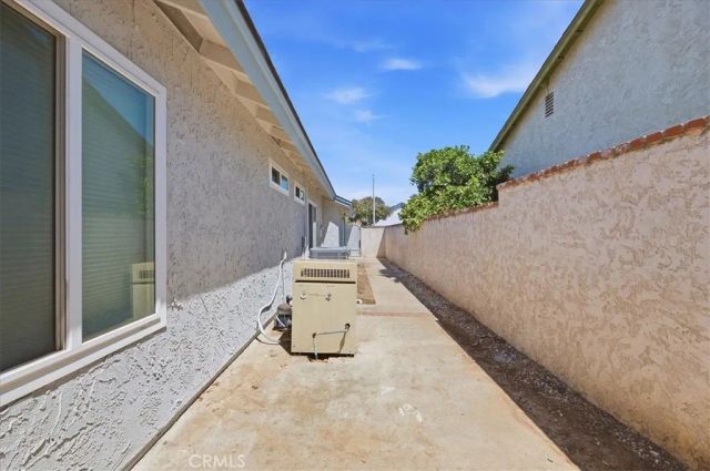 8618 Turlock, Riverside, CA 92504