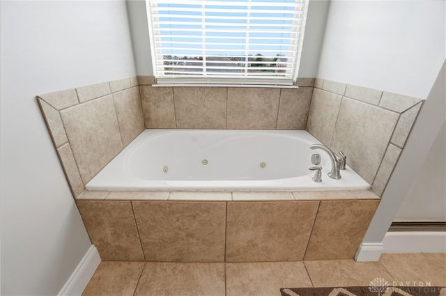 9354 Remington Hill Road, Clearcreek Twp, OH 45458