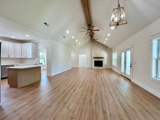 63 Iris Point, Somerset, KY 42503