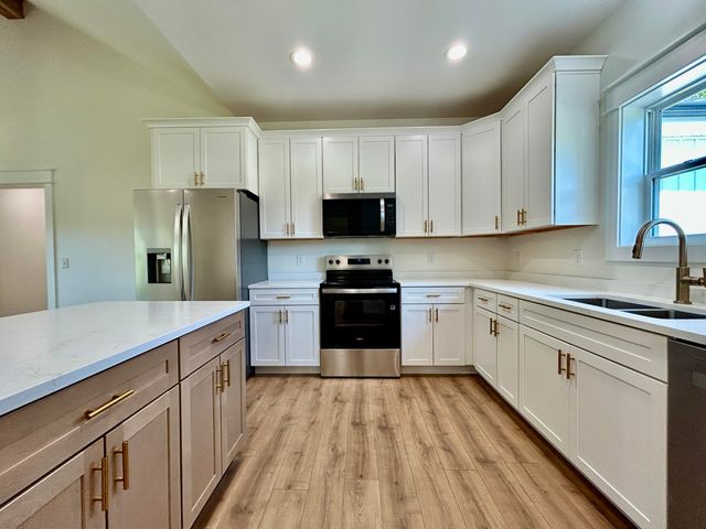 63 Iris Point, Somerset, KY 42503