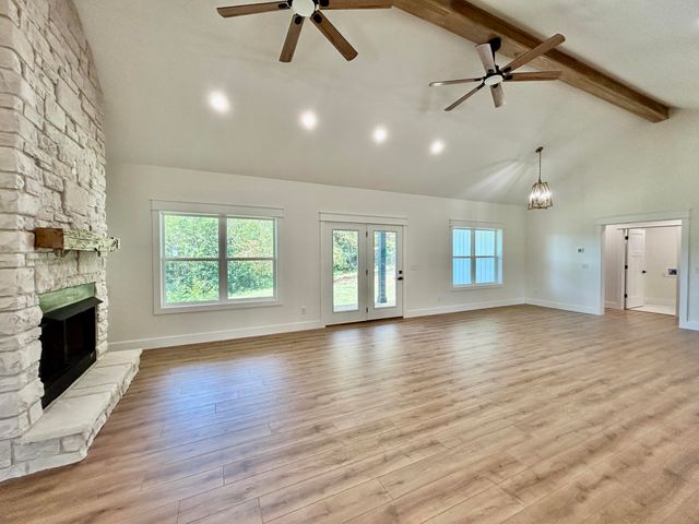 63 Iris Point, Somerset, KY 42503