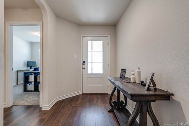 9811 Kalm Brome, San Antonio, TX 78254