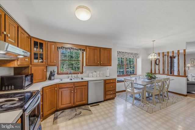 45 CLEAVELAND ACRES CT, Berkeley Springs, WV 25411