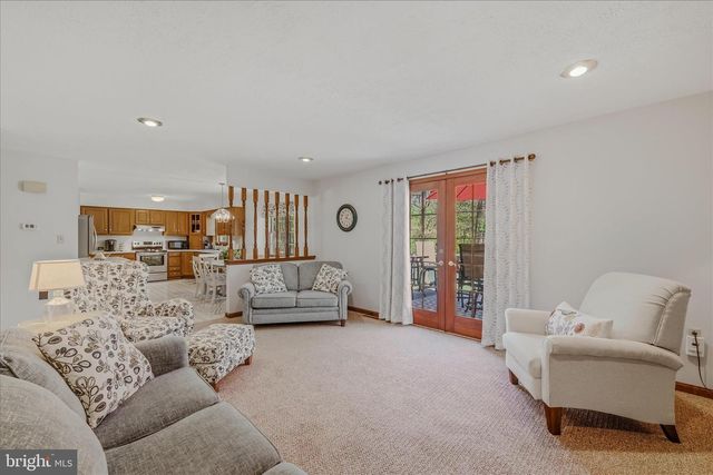 45 CLEAVELAND ACRES CT, Berkeley Springs, WV 25411