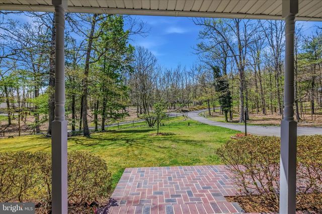 45 CLEAVELAND ACRES CT, Berkeley Springs, WV 25411