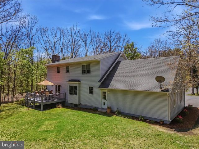 45 CLEAVELAND ACRES CT, Berkeley Springs, WV 25411
