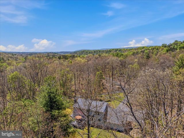 45 CLEAVELAND ACRES CT, Berkeley Springs, WV 25411