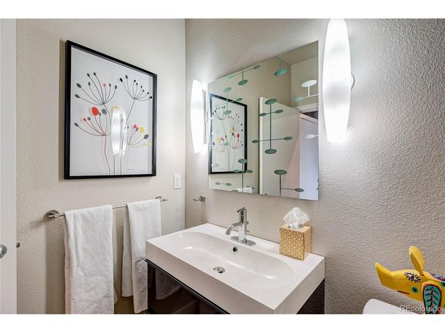 7700 E 29th Ave 104, Denver, CO 80238