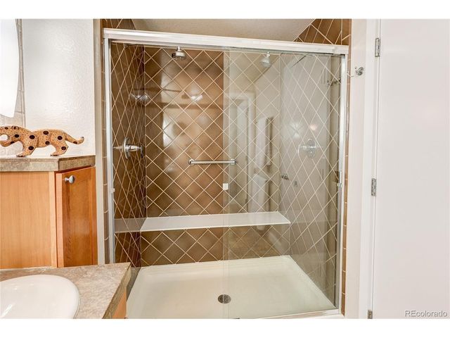 7700 E 29th Ave 104, Denver, CO 80238